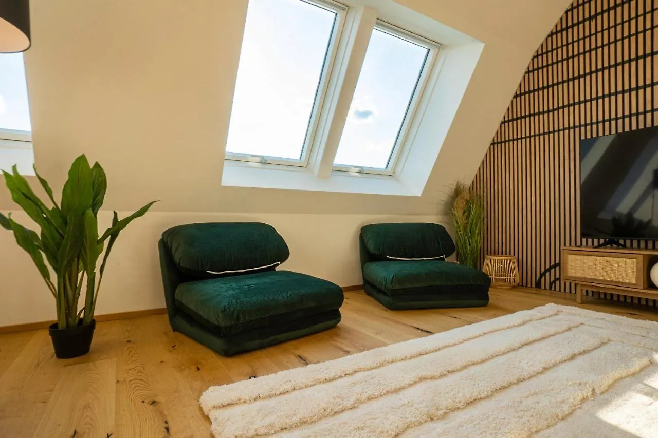 Orestaliving - Penthouse In 2Nd District With View Vídeň Apartmán